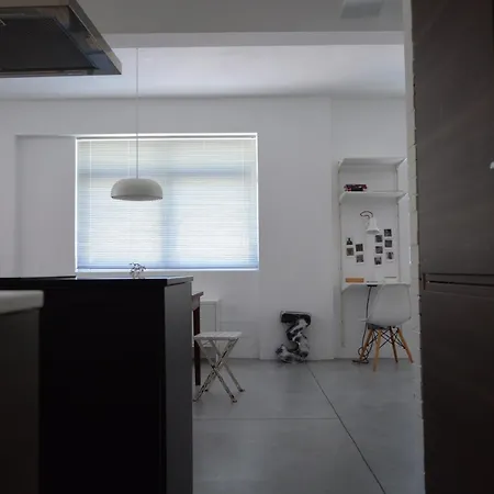 Loft Industrial Con Cine Y Diseno شقة