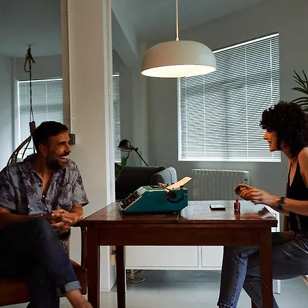 Loft Industrial Con Cine Y Diseno * A Coruña