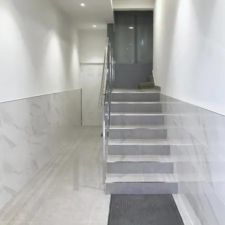 Loft Industrial Con Cine Y Diseno