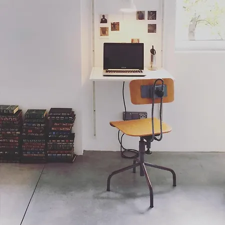 Loft Industrial Con Cine Y Diseno