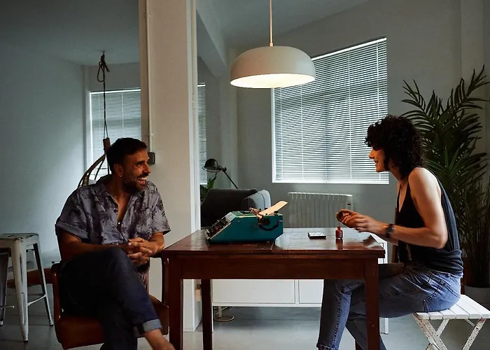 Loft Industrial Con Cine Y Diseno * A Coruña